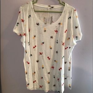 NWT, Maurices Printed Cold Shoulder Tee Shirt